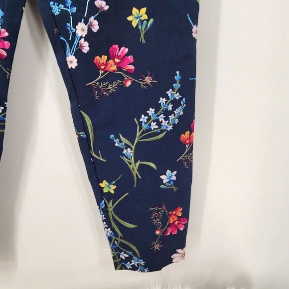 NWT TIME AND TRU Floral Stretch Pants Womens Size 10 Navy Blue High-Rise - Picture 3 of 6